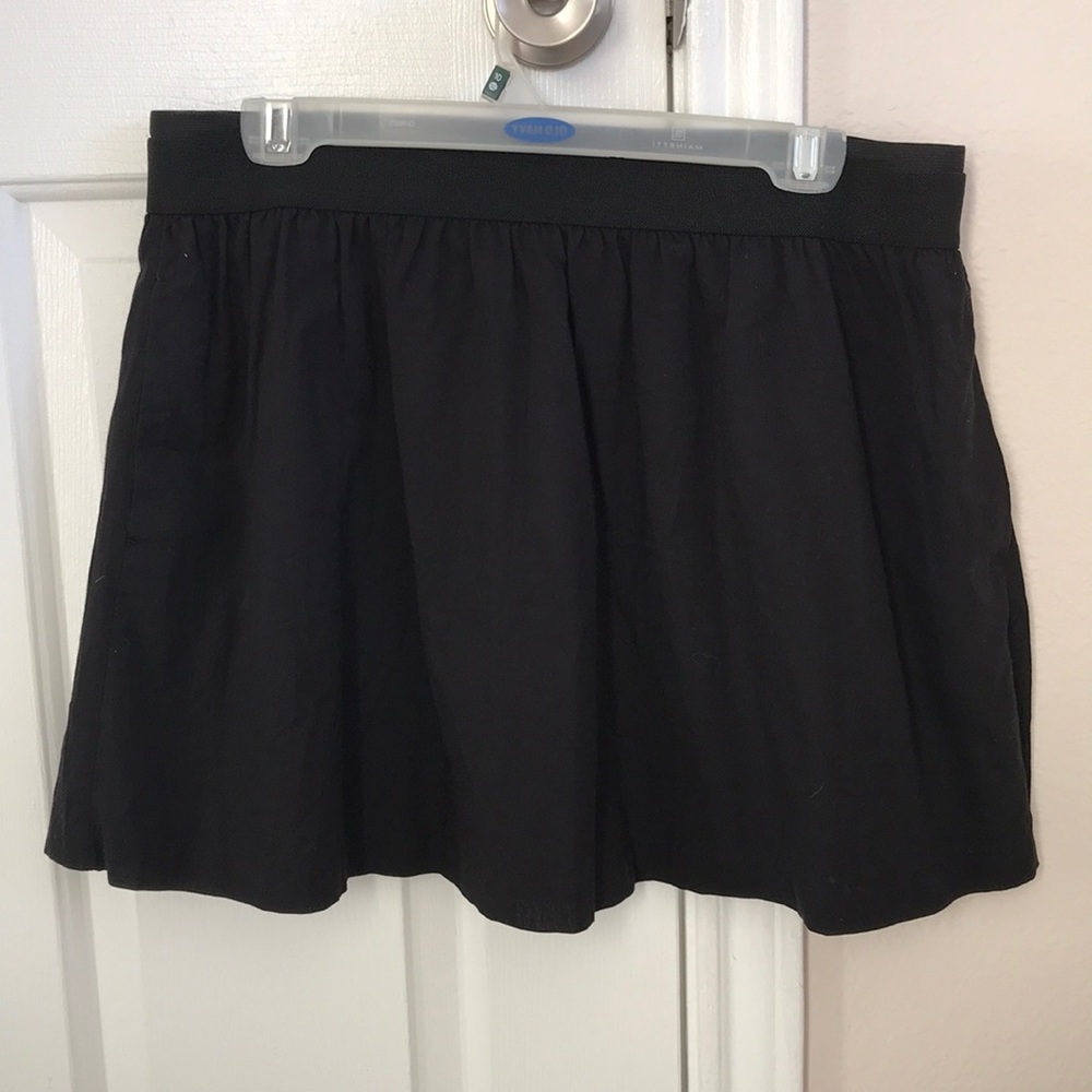 Old navy black shirt